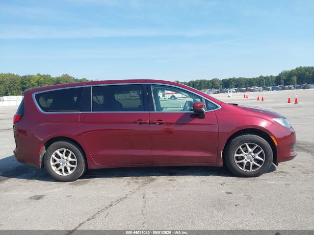 Продаж на аукціоні авто 2017 Chrysler Pacifica Touring, vin: 2C4RC1DGXHR611327, номер лоту: 46021080