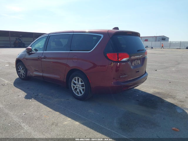 Продаж на аукціоні авто 2017 Chrysler Pacifica Touring, vin: 2C4RC1DGXHR611327, номер лоту: 46021080