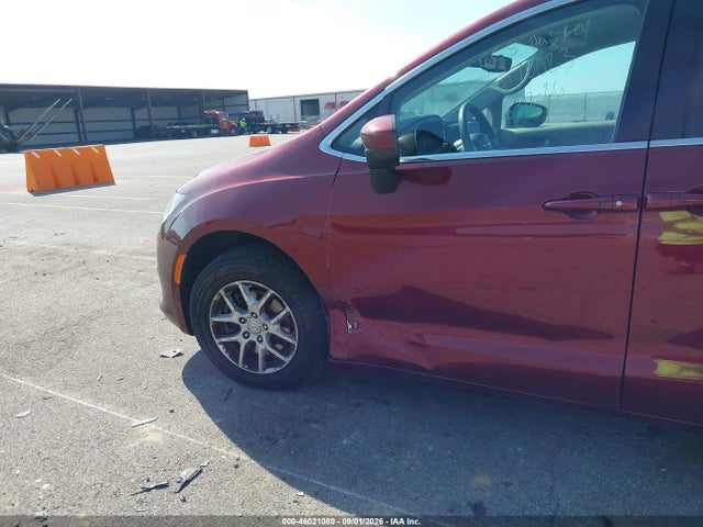 Продаж на аукціоні авто 2017 Chrysler Pacifica Touring, vin: 2C4RC1DGXHR611327, номер лоту: 46021080