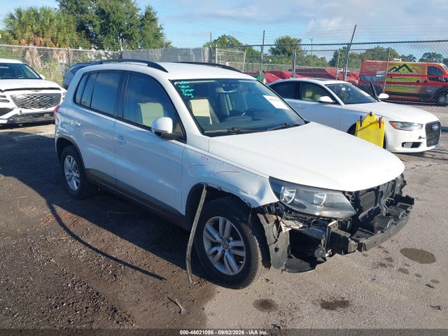 46021095 :رقم المزاد ، WVGAV7AX4GW581712 vin ، 2016 Volkswagen Tiguan S مزاد بيع