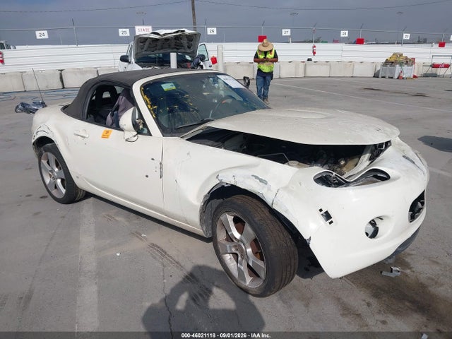 Продажа на аукционе авто 2006 Mazda Mx-5 Touring, vin: JM1NC25F460115991, номер лота: 46021118
