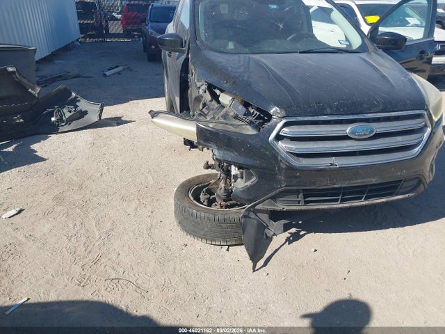 46021162 :رقم المزاد ، 1FMCU0GD9HUE69050 vin ، 2017 Ford Escape Se مزاد بيع