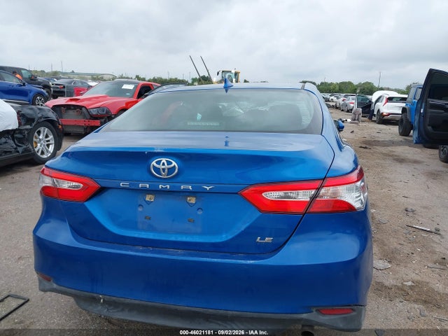 2020 Toyota Camry Le მანქანა იყიდება აუქციონზე, vin: 4T1C11AK2LU339609, აუქციონის ნომერი: 46021181