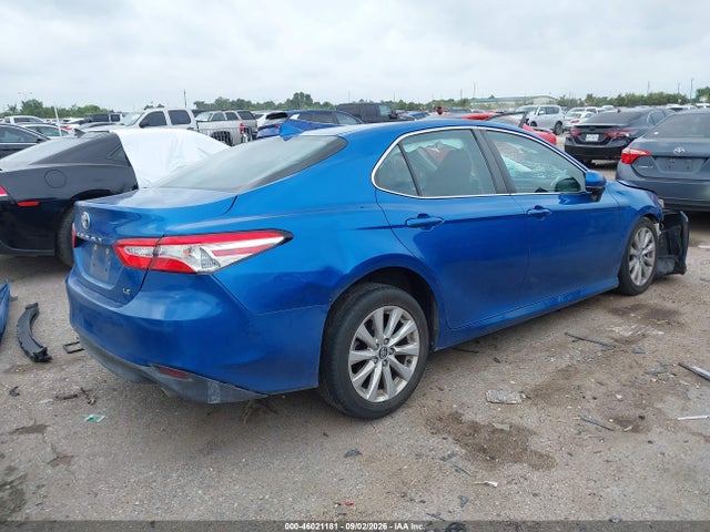2020 Toyota Camry Le მანქანა იყიდება აუქციონზე, vin: 4T1C11AK2LU339609, აუქციონის ნომერი: 46021181