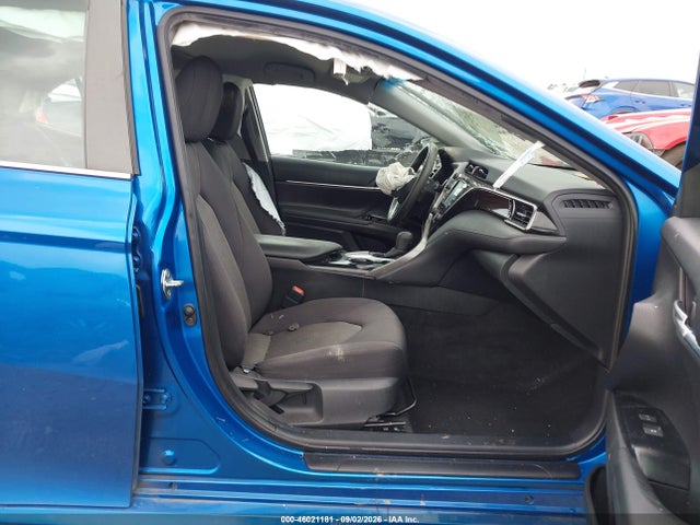 2020 Toyota Camry Le მანქანა იყიდება აუქციონზე, vin: 4T1C11AK2LU339609, აუქციონის ნომერი: 46021181