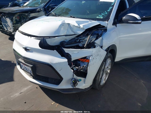 1G1FY6S04P4102190 Chevrolet Bolt Euv Fwd Lt