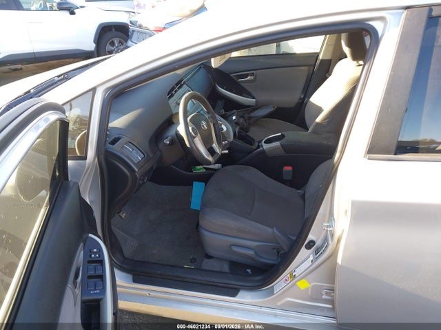 Toyota Prius Two 2015 JTDKN3DU1F1914639 Image 5