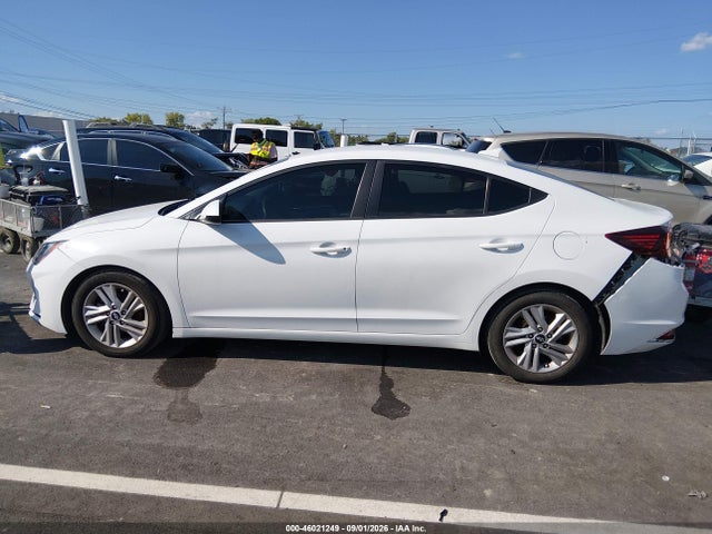 Продажа на аукционе авто 2020 Hyundai Elantra Sel, vin: 5NPD84LF4LH539844, номер лота: 46021249