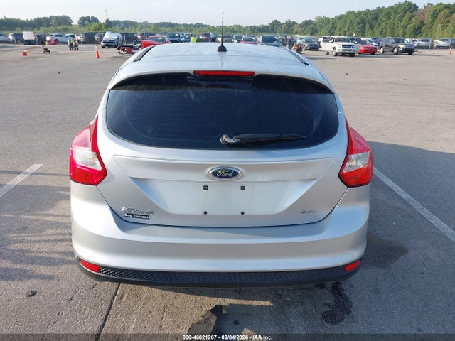 46021267 :رقم المزاد ، 1FAHP3M2XCL146555 vin ، 2012 Ford Focus Sel مزاد بيع