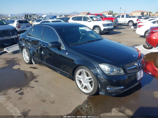 Продажа на аукционе авто 2012 Mercedes-benz C 300 Luxury 4matic/sport 4matic, vin: WDDGF8BB5CR196503, номер лота: 46021274