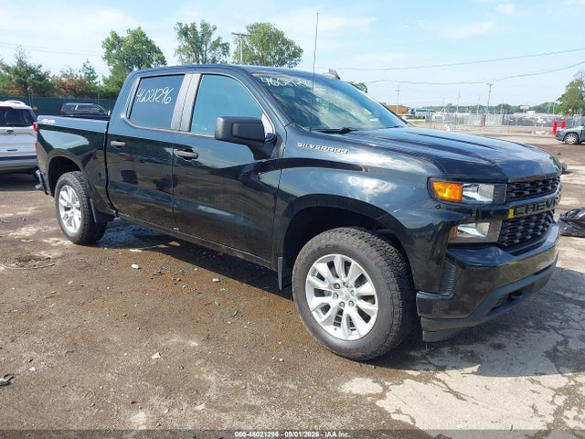 2020 Chevrolet Silverado 1500 4wd  Short Bed Custom მანქანა იყიდება აუქციონზე, vin: 1GCUYBEF2LZ357814, აუქციონის ნომერი: 46021296