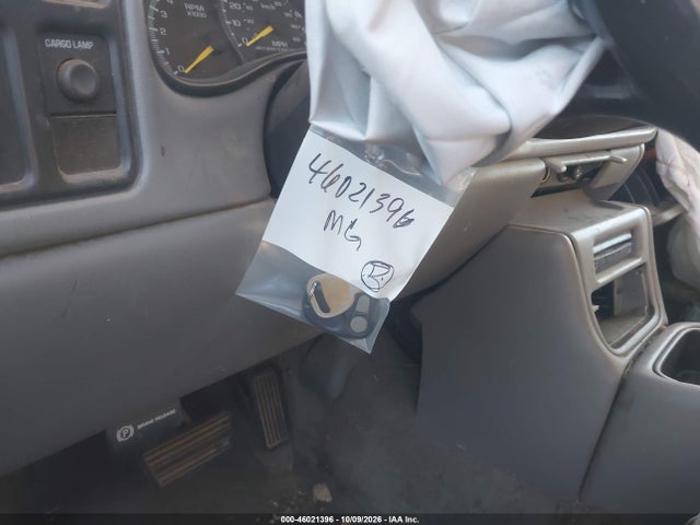 46021396 :رقم المزاد ، 2GTEC19T3Y1134906 vin ، 2000 Gmc Sierra 1500 Sle مزاد بيع
