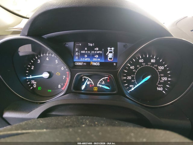 Продаж на аукціоні авто 2018 Ford Escape Se, vin: 1FMCU9GD1JUD08895, номер лоту: 46021408