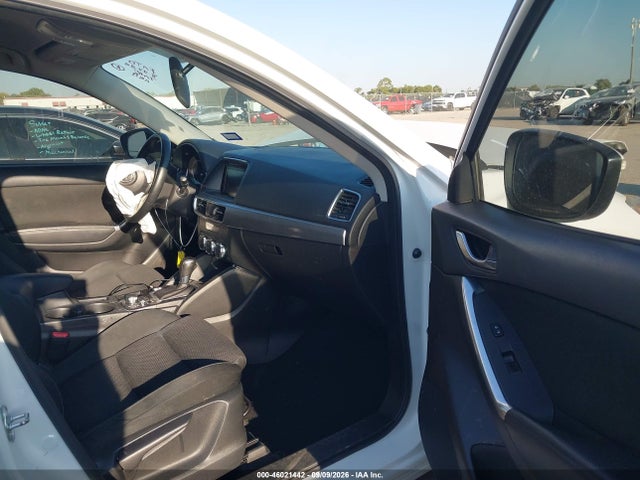 46021442 :رقم المزاد ، JM3KE2CY1G0682511 vin ، 2016 Mazda Cx-5 Touring مزاد بيع