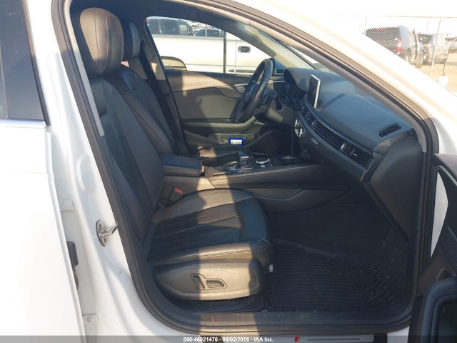 Продажа на аукционе авто 2017 Audi A4 2.0t Premium, vin: WAUENAF40HN039514, номер лота: 46021476