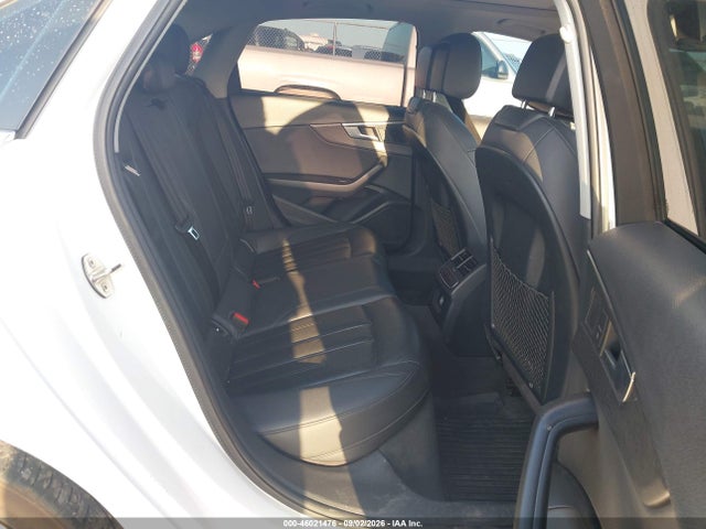 Продажа на аукционе авто 2017 Audi A4 2.0t Premium, vin: WAUENAF40HN039514, номер лота: 46021476
