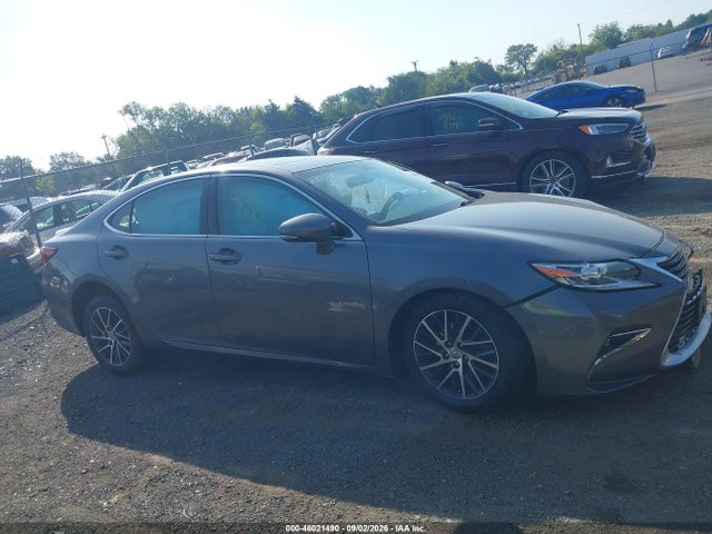 46021490 :رقم المزاد ، 58ABK1GG2GU022407 vin ، 2016 Lexus Es 350 مزاد بيع