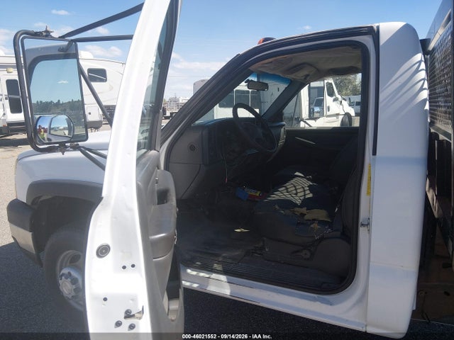 Продаж на аукціоні авто 2006 Chevrolet Silverado 3500 Chassis Work Truck, vin: 1GBJC34U46E229016, номер лоту: 46021552