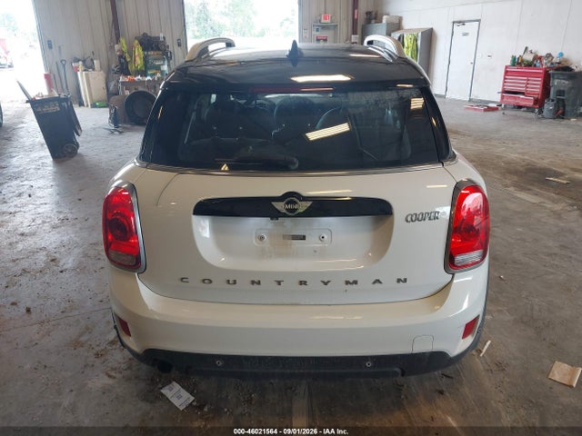 2017 Mini Countryman Cooper მანქანა იყიდება აუქციონზე, vin: WMZYV5C38H3E02420, აუქციონის ნომერი: 46021564