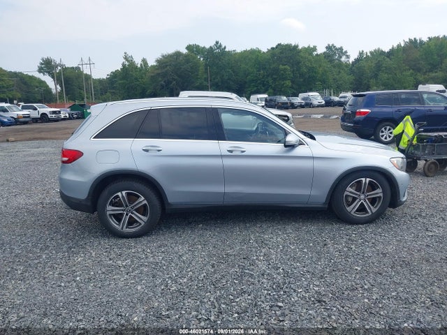 2016 Mercedes-benz Glc 300 4matic მანქანა იყიდება აუქციონზე, vin: WDC0G4KB1GF056080, აუქციონის ნომერი: 46021574