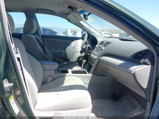 46021600 :رقم المزاد ، 4T1BF3EK9AU539547 vin ، 2010 Toyota Camry Le مزاد بيع