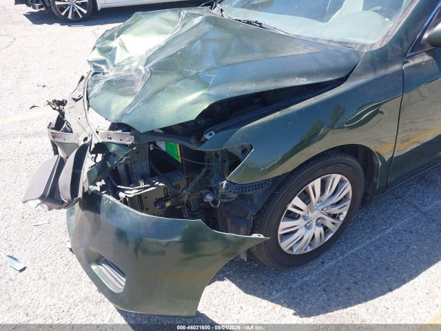 46021600 :رقم المزاد ، 4T1BF3EK9AU539547 vin ، 2010 Toyota Camry Le مزاد بيع