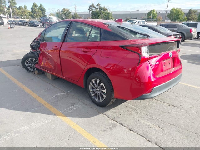 Toyota Prius Limited 2021 JTDKAMFU3M3134321 Image 3