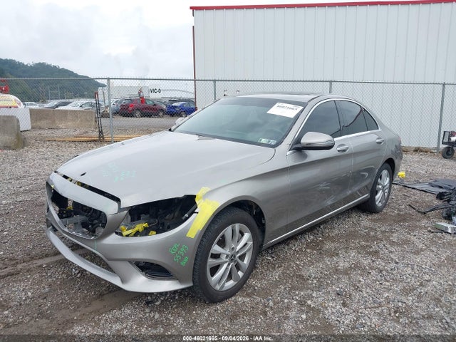 2019 Mercedes-benz C 300 4matic მანქანა იყიდება აუქციონზე, vin: WDDWF8EB8KR515608, აუქციონის ნომერი: 46021665
