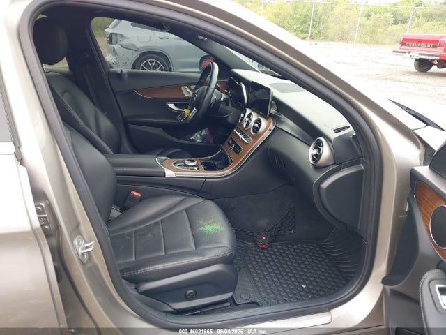 2019 Mercedes-benz C 300 4matic მანქანა იყიდება აუქციონზე, vin: WDDWF8EB8KR515608, აუქციონის ნომერი: 46021665