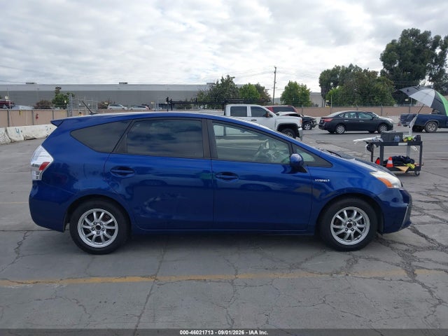Toyota Prius V Three 2014 JTDZN3EU5E3322841 Image 13