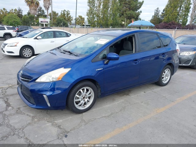 Toyota Prius V Three 2014 JTDZN3EU5E3322841 Image 2