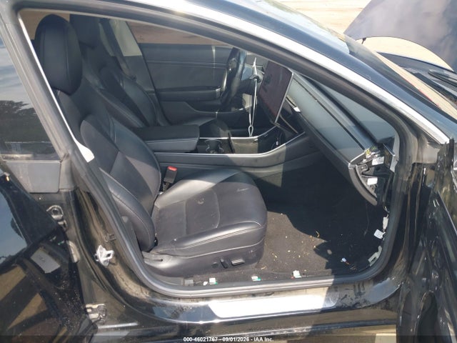 Tesla Model 3 Long Range/performance 2018 5YJ3E1EB2JF067359 Image 5