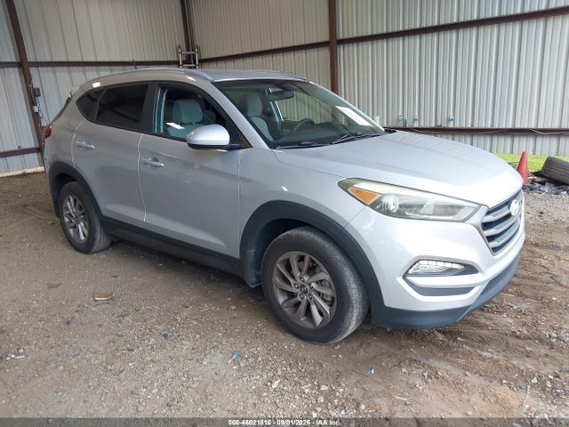 46021810 :رقم المزاد ، KM8J33A41GU177038 vin ، 2016 Hyundai Tucson Se مزاد بيع