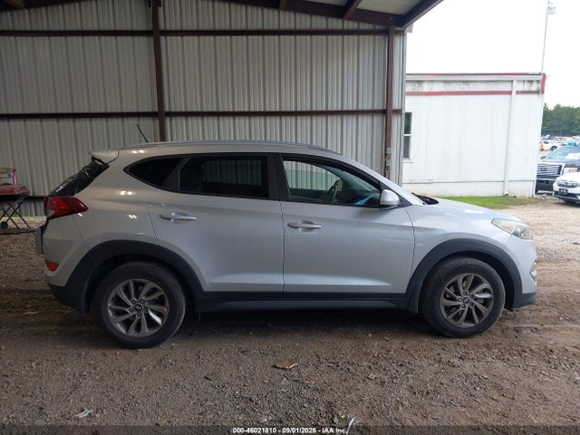 Продаж на аукціоні авто 2016 Hyundai Tucson Se, vin: KM8J33A41GU177038, номер лоту: 46021810