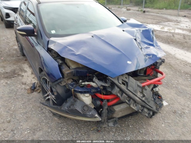 46021826 :رقم المزاد ، 1FADP3L94HL253184 vin ، 2017 Ford Focus St مزاد بيع