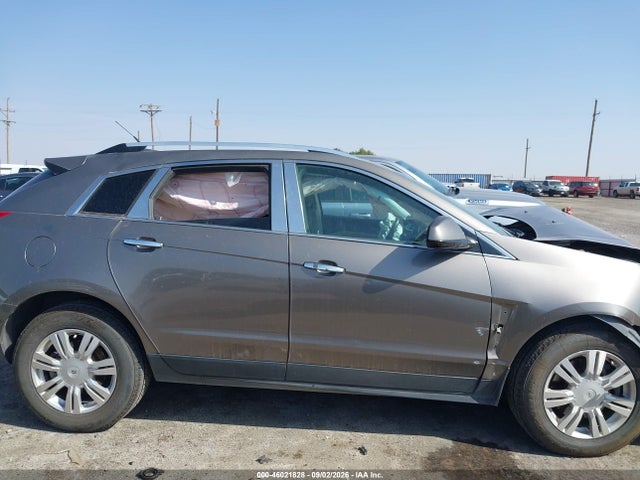 46021828 :رقم المزاد ، 3GYFNAE38CS565575 vin ، 2012 Cadillac Srx Luxury Collection مزاد بيع