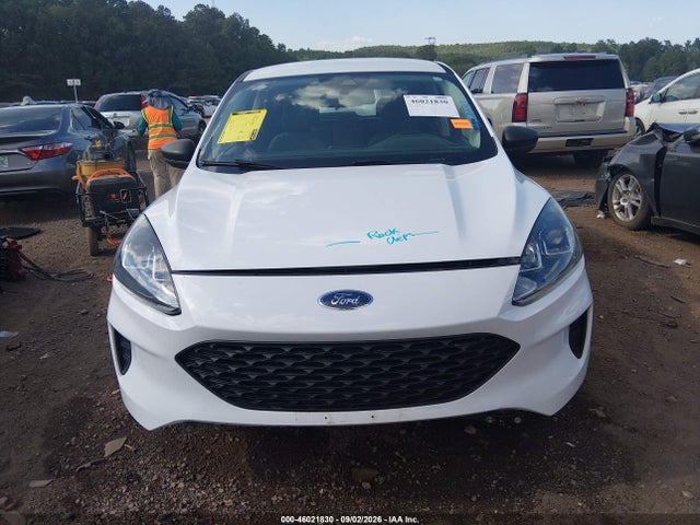 46021830 :رقم المزاد ، 1FMCU9F66NUA43559 vin ، 2022 Ford Escape S مزاد بيع