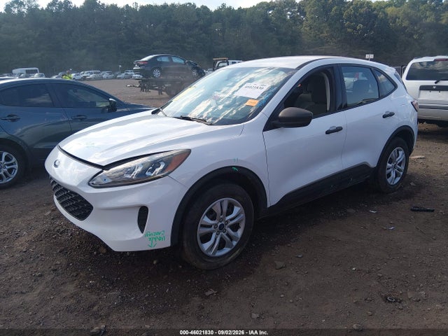 46021830 :رقم المزاد ، 1FMCU9F66NUA43559 vin ، 2022 Ford Escape S مزاد بيع