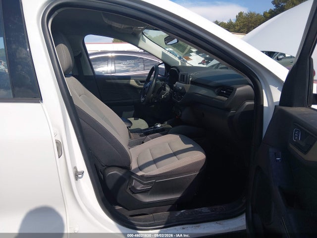 46021830 :رقم المزاد ، 1FMCU9F66NUA43559 vin ، 2022 Ford Escape S مزاد بيع