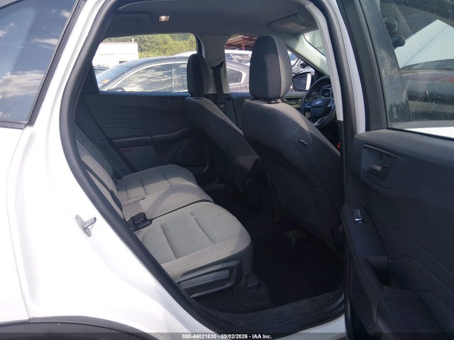 46021830 :رقم المزاد ، 1FMCU9F66NUA43559 vin ، 2022 Ford Escape S مزاد بيع