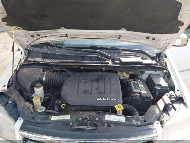 2013 Chrysler Town & Country Touring-l მანქანა იყიდება აუქციონზე, vin: 2C4RC1CG9DR558678, აუქციონის ნომერი: 46021843