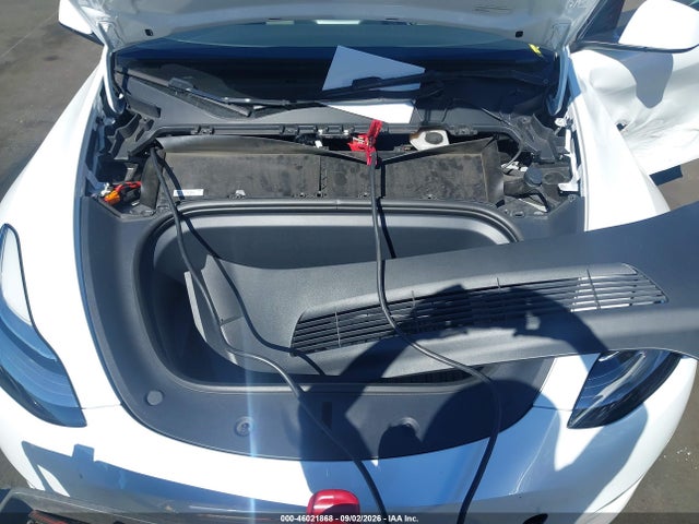 Продажа на аукционе авто 2023 Tesla Model Y Awd/long Range Dual Motor All-wheel Drive, vin: 7SAYGDEE0PA062763, номер лота: 46021868