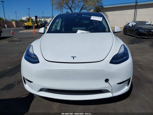Продажа на аукционе авто 2023 Tesla Model Y Awd/long Range Dual Motor All-wheel Drive, vin: 7SAYGDEE0PA062763, номер лота: 46021868