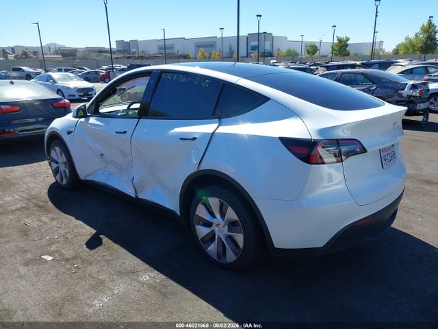 Продажа на аукционе авто 2023 Tesla Model Y Awd/long Range Dual Motor All-wheel Drive, vin: 7SAYGDEE0PA062763, номер лота: 46021868