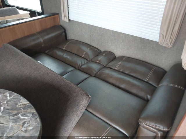 Продаж на аукціоні авто 2018 Keystone Rv Summerland 2820bh Travel Trailer, vin: 4YDT28228J3150357, номер лоту: 46021885