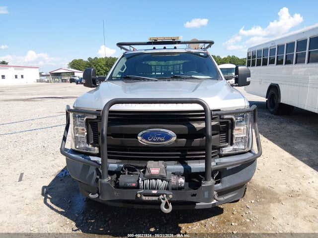 2018 Ford F-350 Chassis Xl მანქანა იყიდება აუქციონზე, vin: 1FD8W3H61JEC69667, აუქციონის ნომერი: 46021924