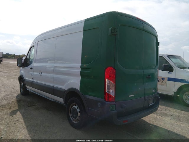 46021982 :رقم المزاد ، 1FTNR2CGXFKA24982 vin ، 2015 Ford Transit-250 مزاد بيع