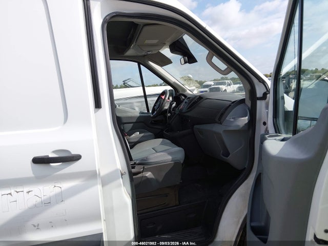 46021982 :رقم المزاد ، 1FTNR2CGXFKA24982 vin ، 2015 Ford Transit-250 مزاد بيع
