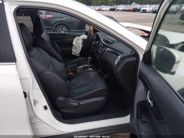 46022027 :رقم المزاد ، 5N1AT2MV8GC877207 vin ، 2016 Nissan Rogue Sl مزاد بيع