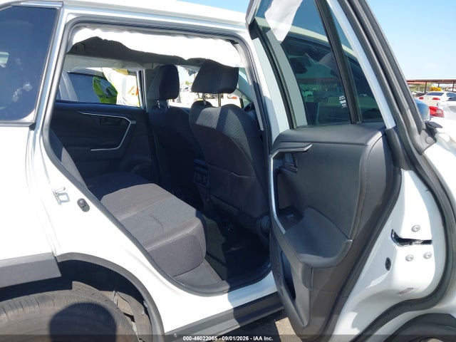 Toyota RAV4 LE 2023 2T3H1RFV3PW239068 Image 8